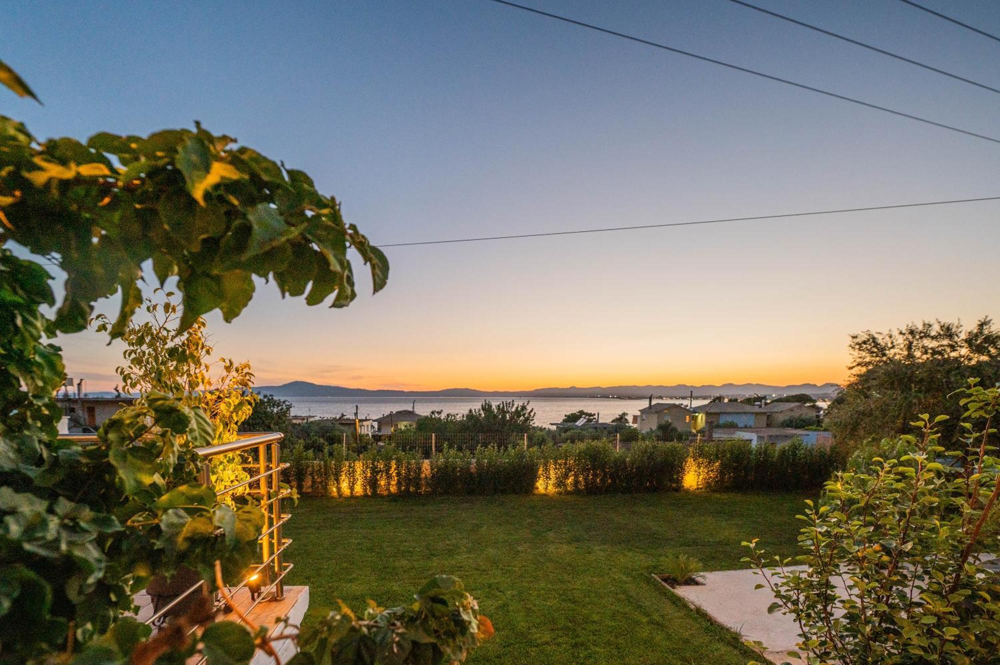 Villa Thea Seaview Luxury Living à Kalamata Extérieur photo